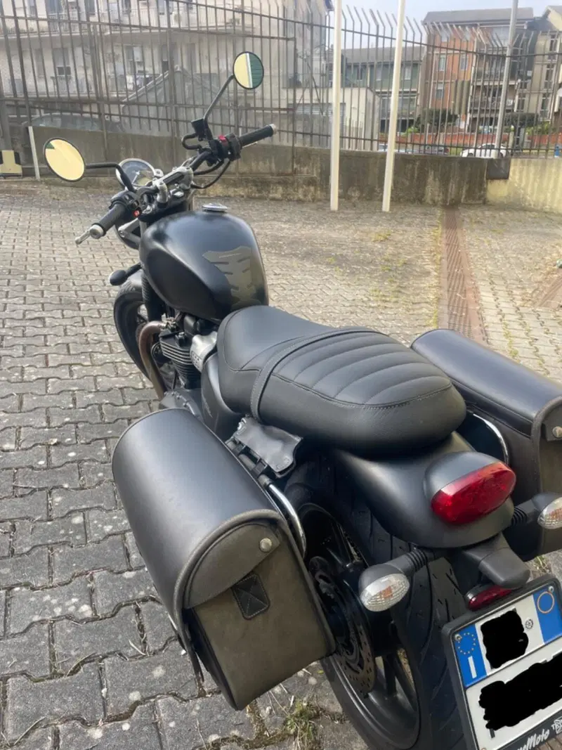 Triumph Street Twin 900 (2017 - 18) (6)