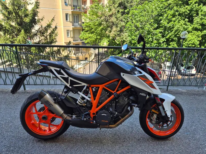 KTM 1290 Super Duke R ABS (2017 - 18) (2)