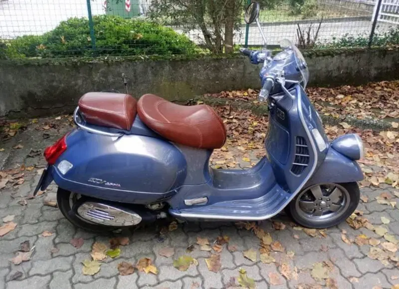 Vespa GTV 250 (2)