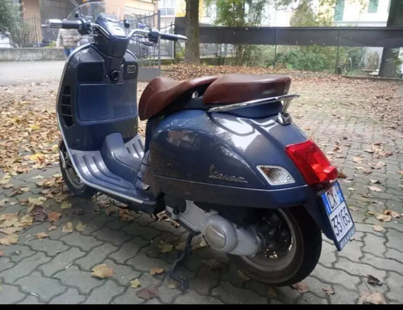 Vespa GTV 250 (4)