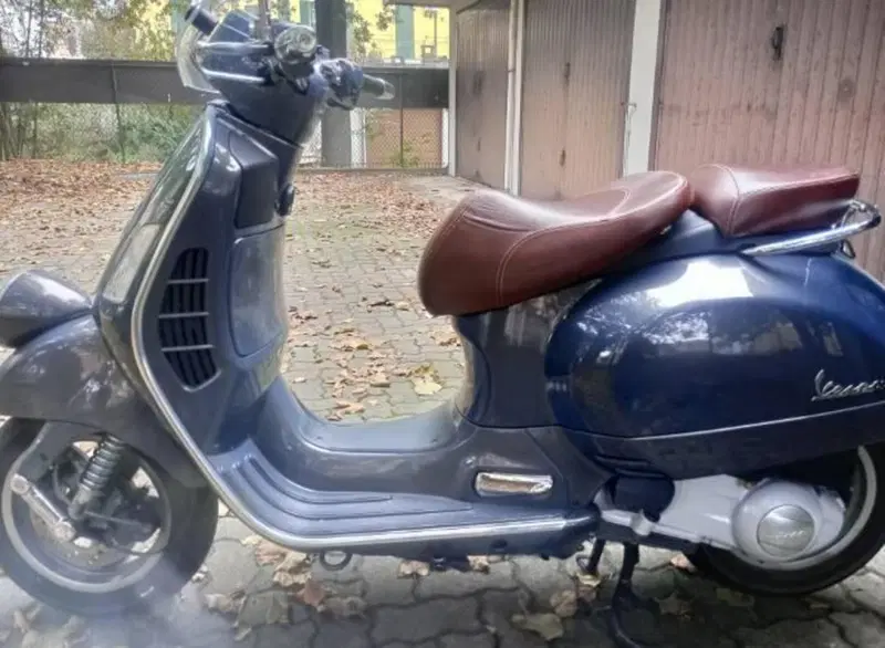Vespa GTV 250 (5)