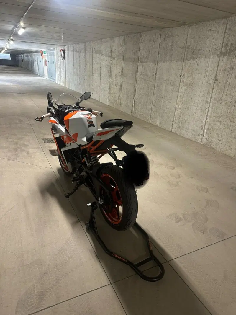 KTM RC 125 (2022 - 26) (4)