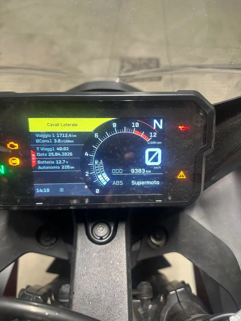 KTM RC 125 (2022 - 26) (5)
