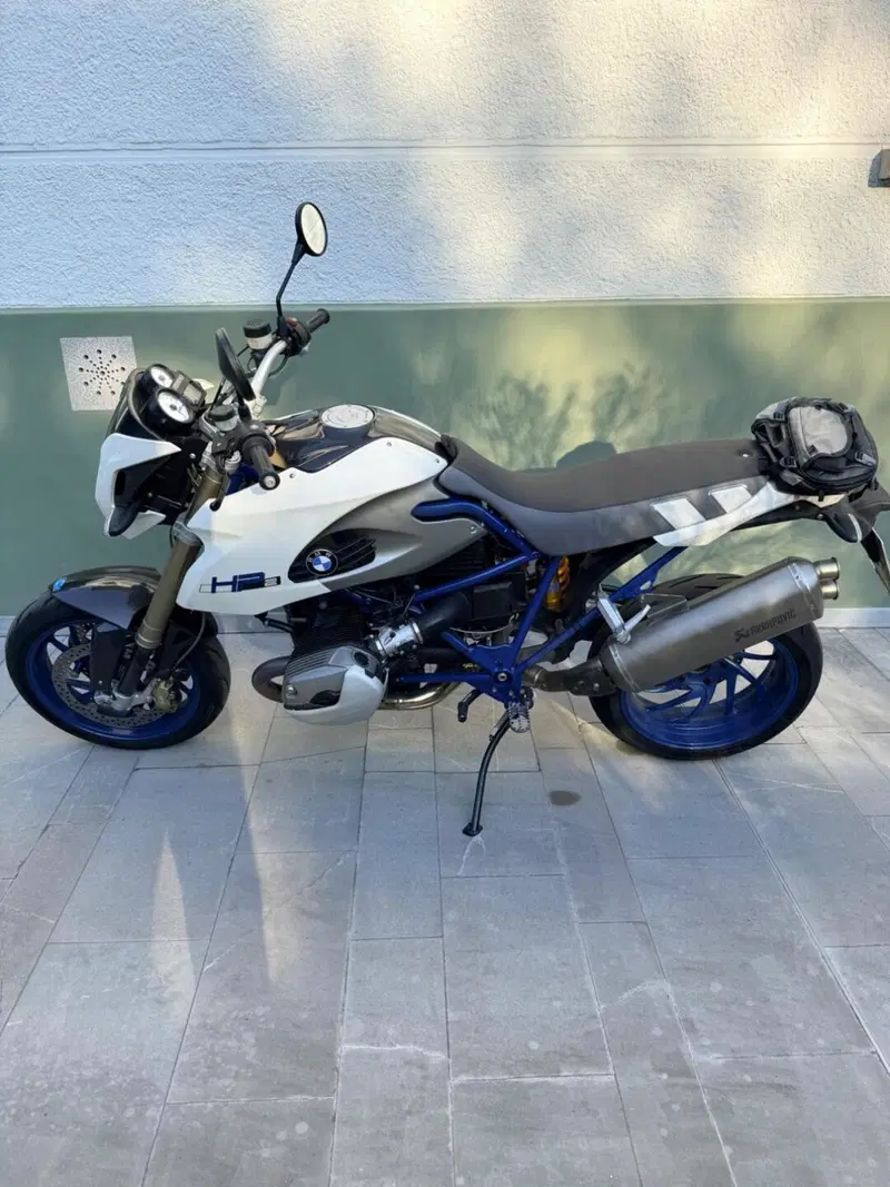Bmw HP2 Megamoto