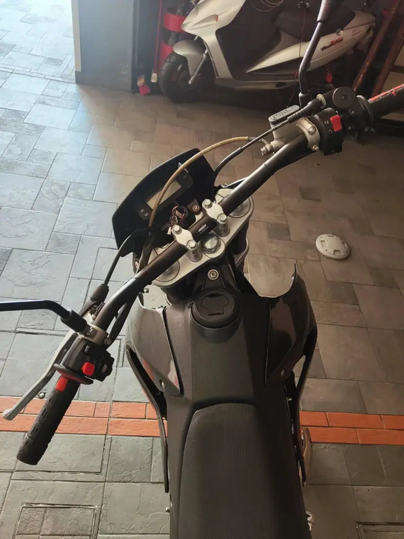 Malaguti XSM 125 (2019 - 20) (3)