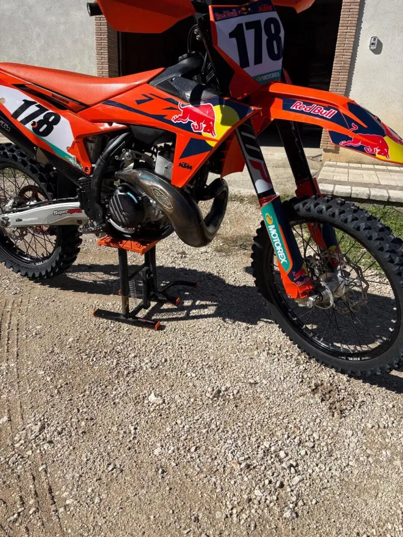 KTM 250 SX (2024) (2)