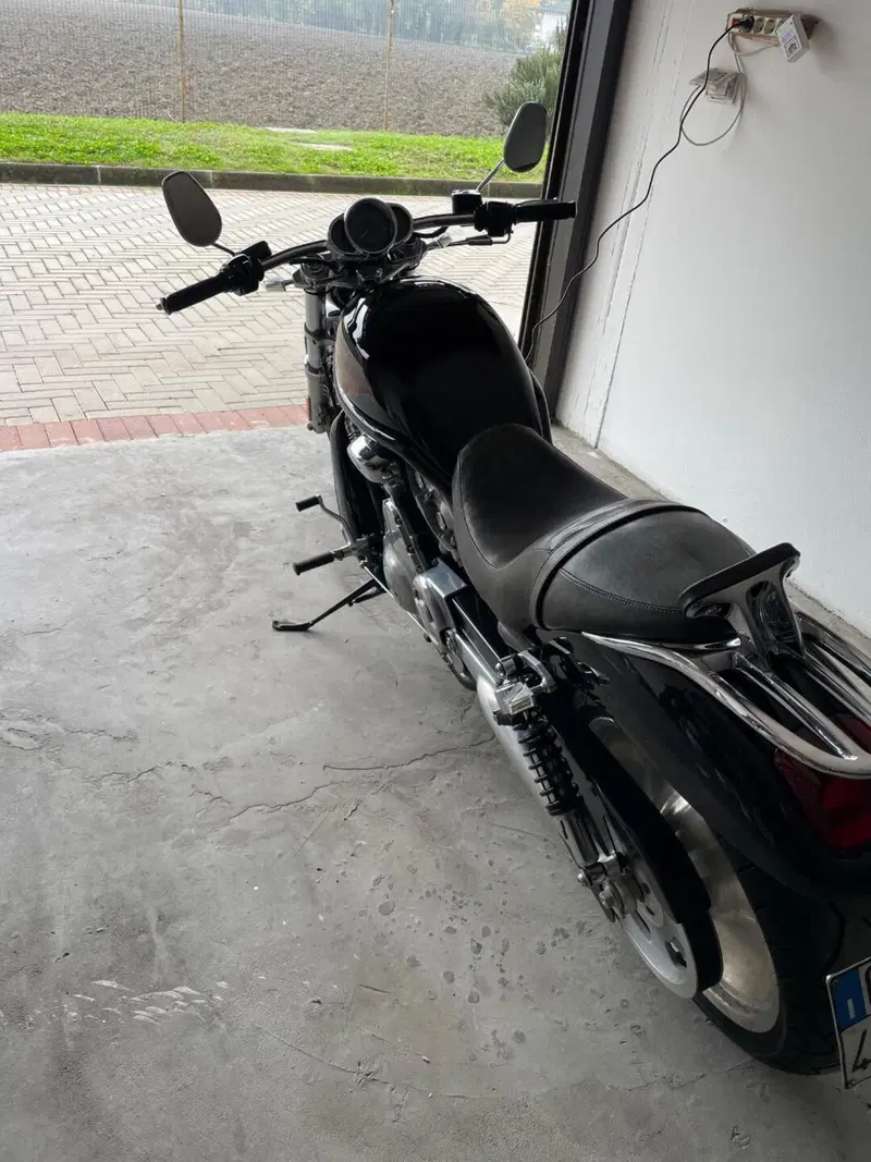 Harley-Davidson 1130 V-ROD (2002 - 05) - VRSCB (3)
