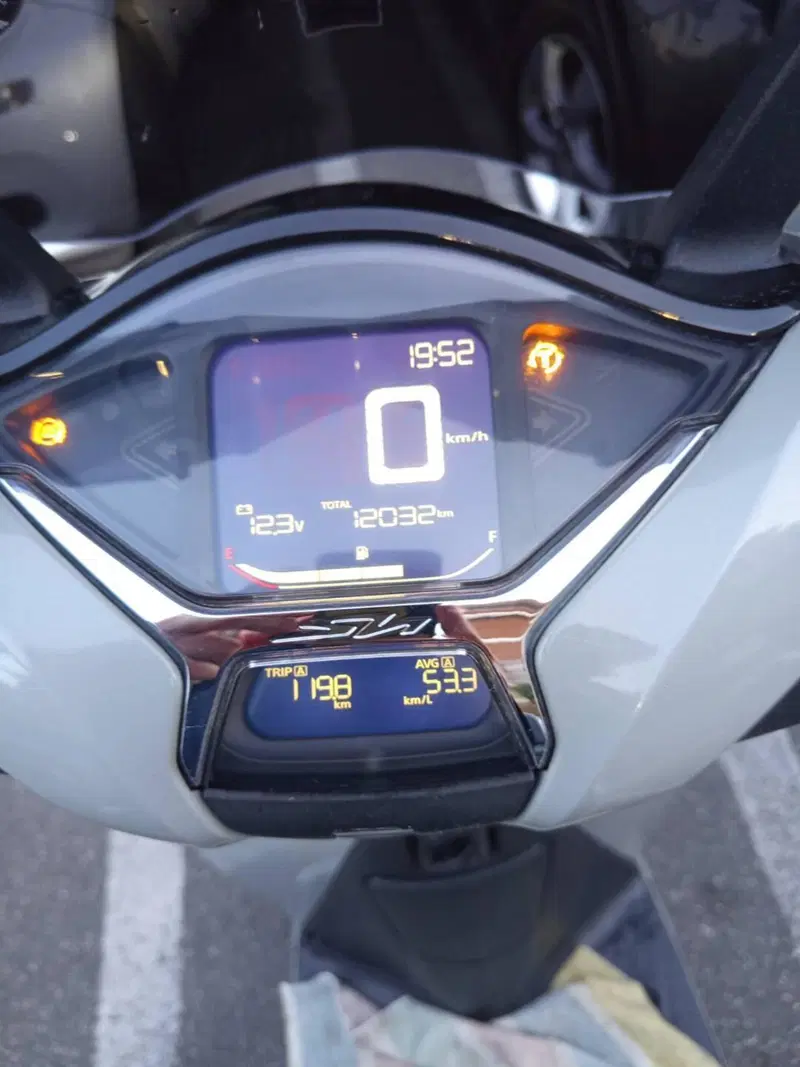 Honda SH 150i (2020 - 23) (2)