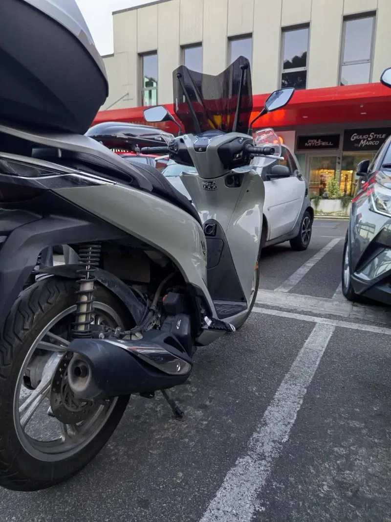 Honda SH 150i (2020 - 23) (4)