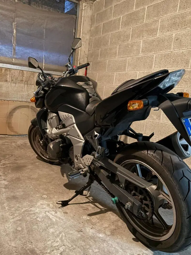 Kawasaki Z 750 (2007 - 14) (2)