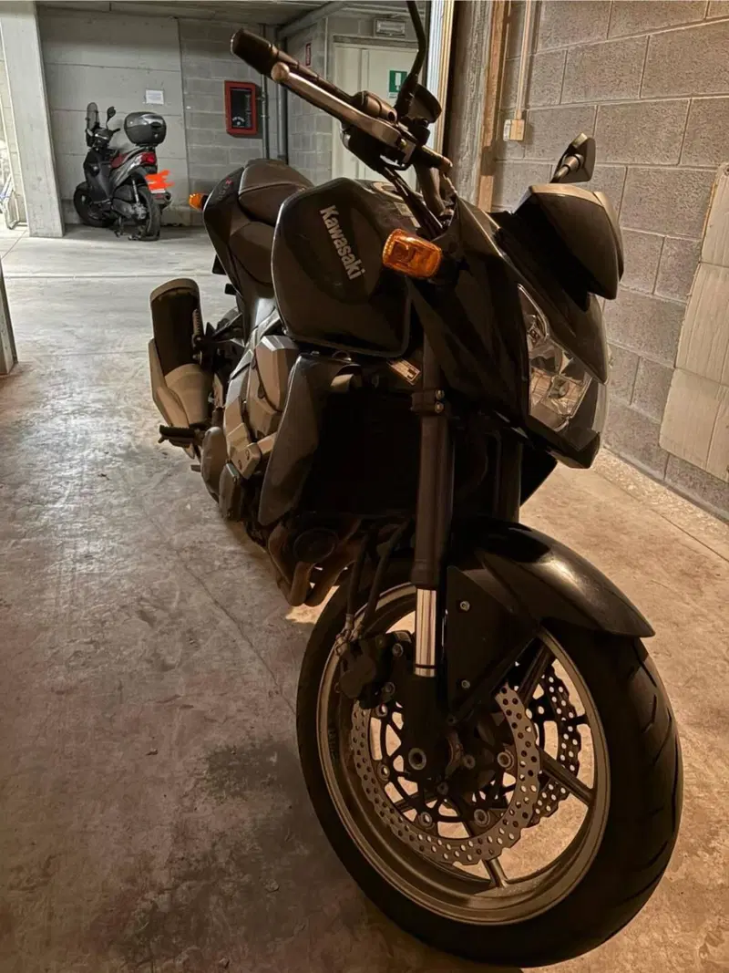 Kawasaki Z 750 (2007 - 14) (3)