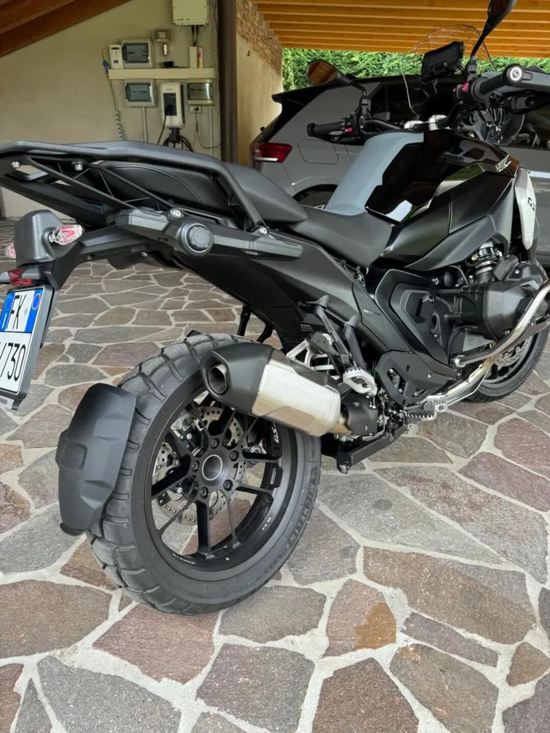 Bmw R 1300 GS Triple Black (2023 - 26) (2)