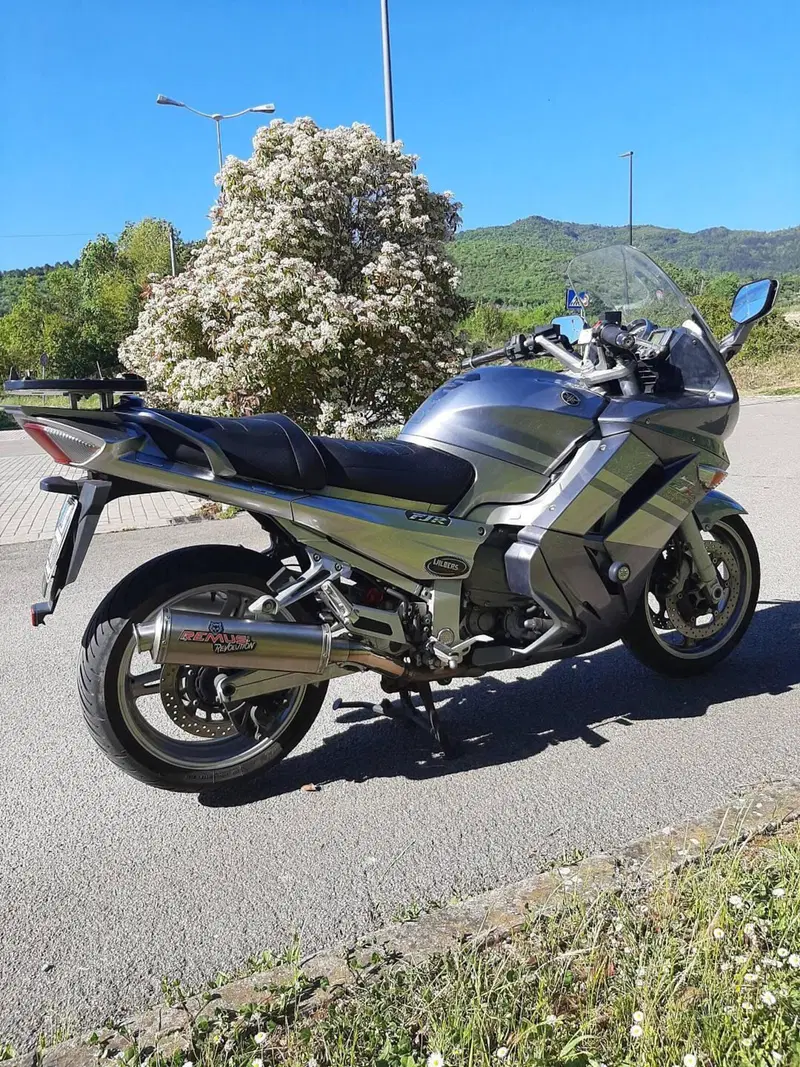 Yamaha FJR 1300 A (2006 - 12) (8)