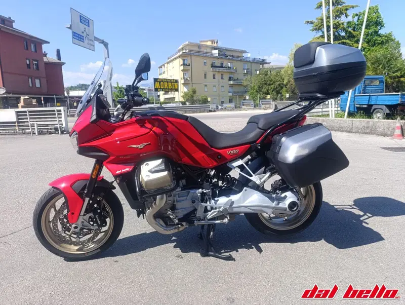 Moto Guzzi V100 Mandello (2022 - 24) (3)