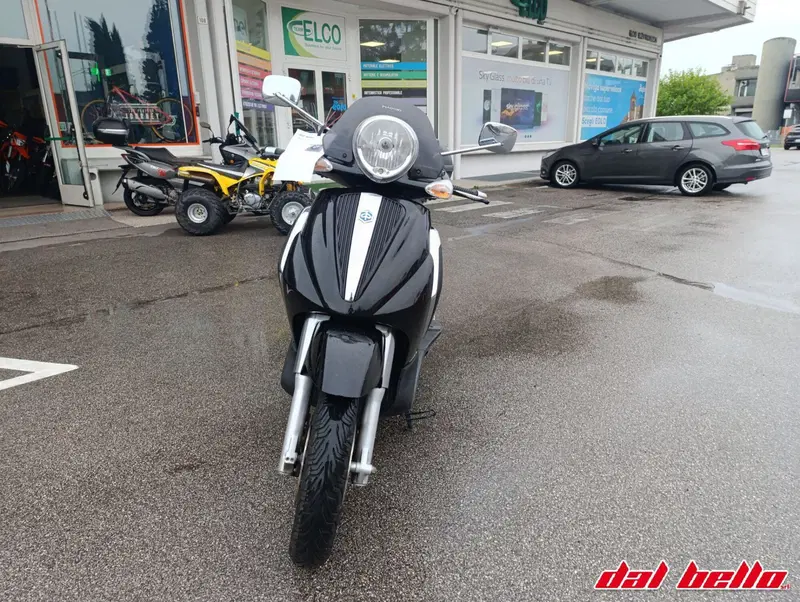 Piaggio Beverly 400 i.e. (2006 - 10) (5)