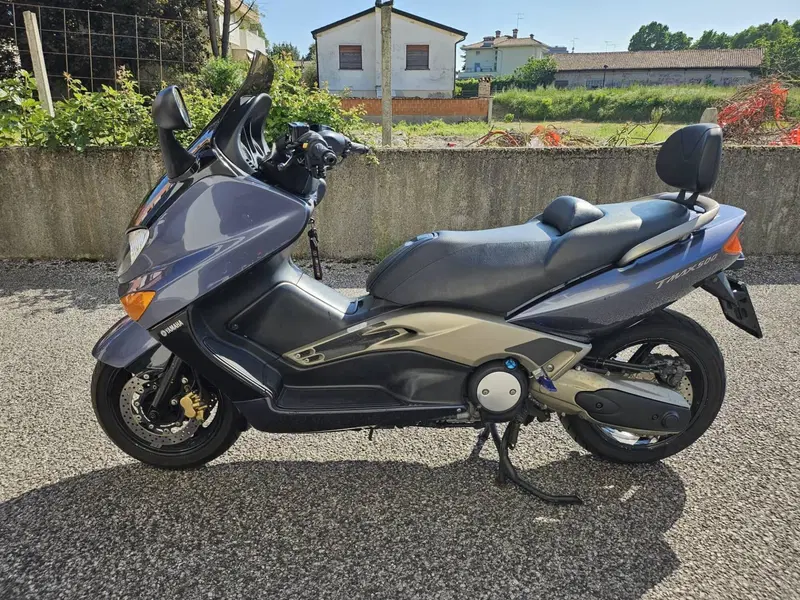 Yamaha T-Max 500 (2004 - 07) (2)
