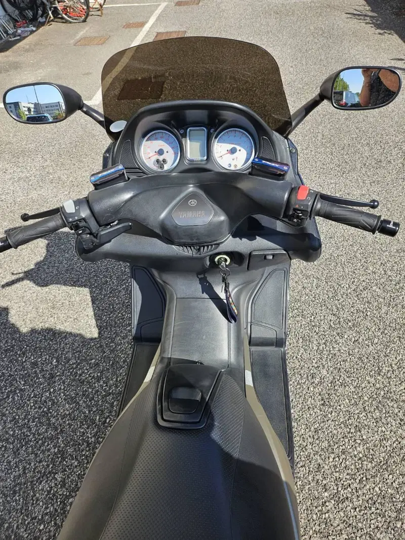 Yamaha T-Max 500 (2004 - 07) (3)