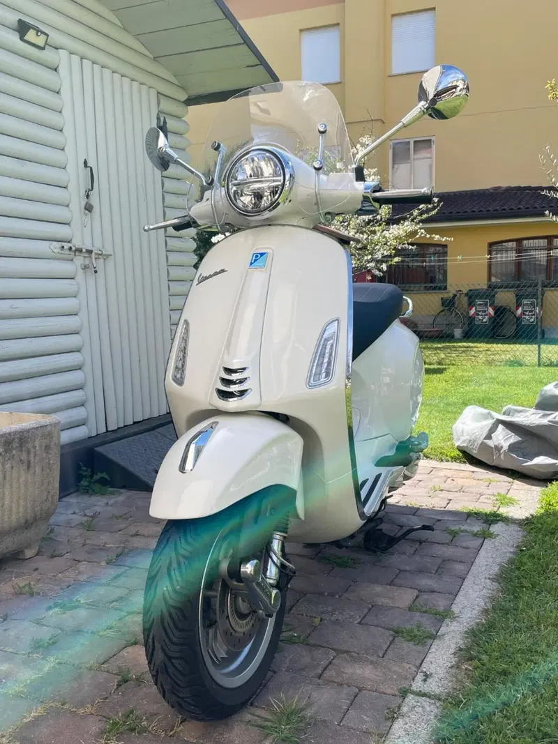 Vespa Primavera 150 (2024 - 25)