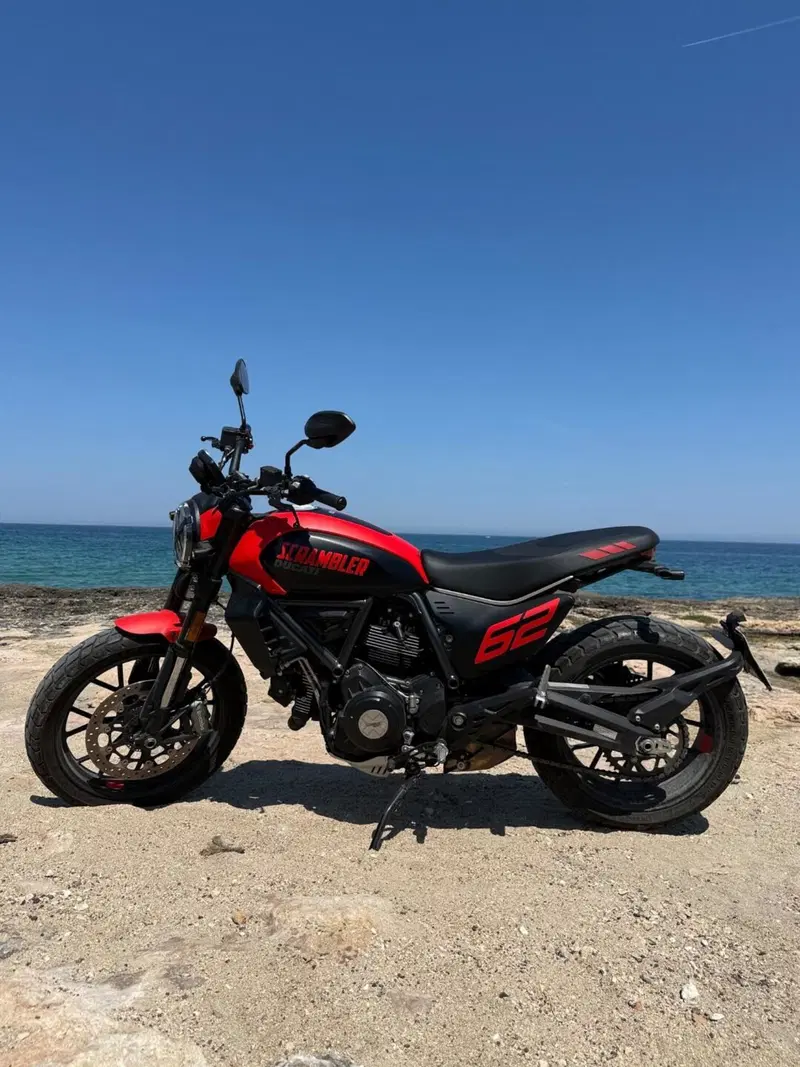 Ducati Scrambler 800 Full Throttle (2023 - 24)