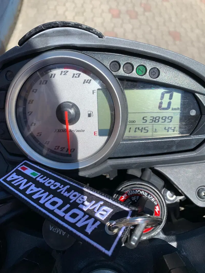 Kawasaki Z 750 (2007 - 14) (5)