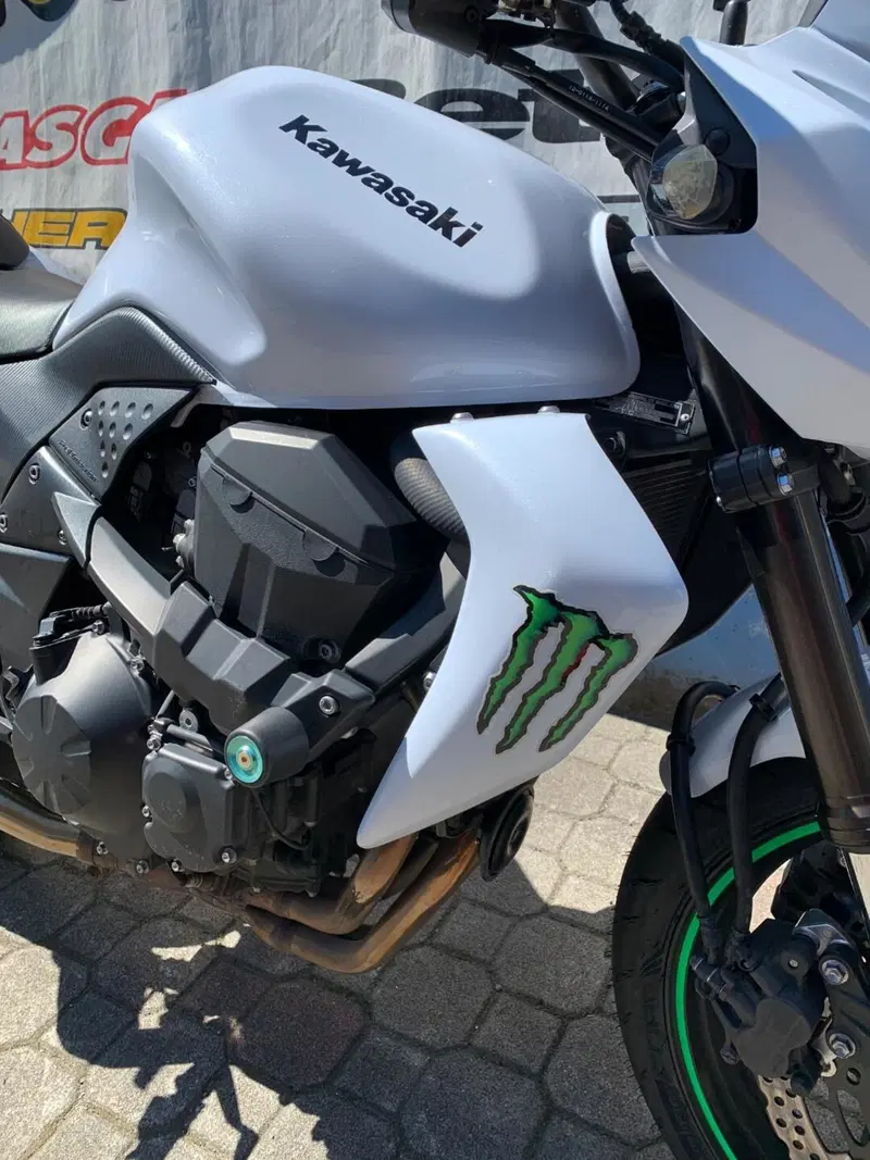 Kawasaki Z 750 (2007 - 14) (8)