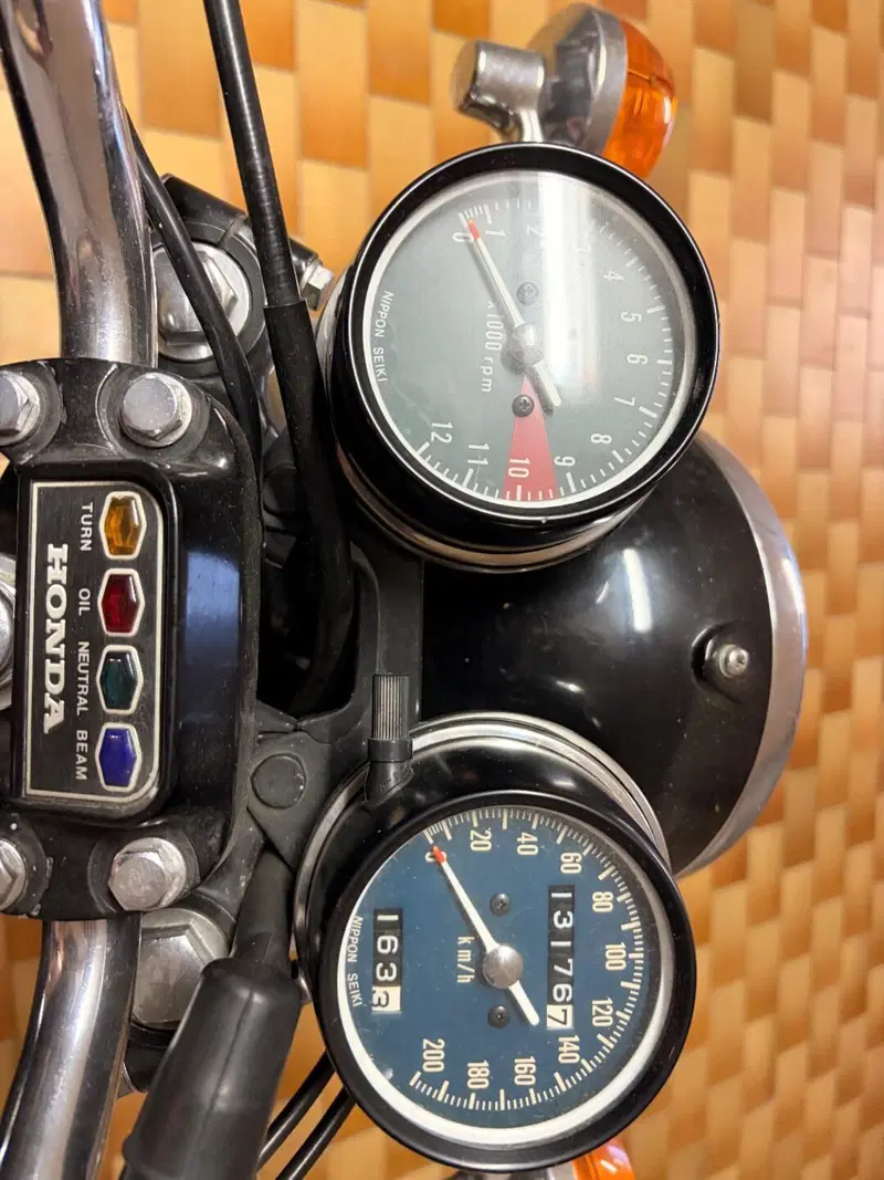 Honda Cv 500 four (5)