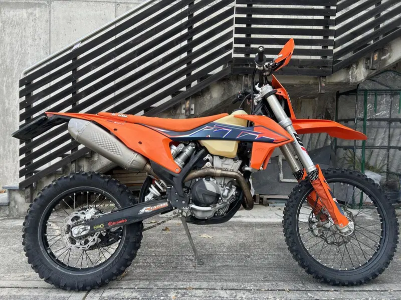 KTM 350 EXC-F (2022) (2)