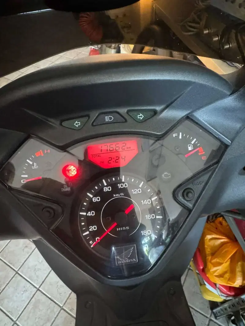 Honda SH 300 i (2011 - 14) (4)