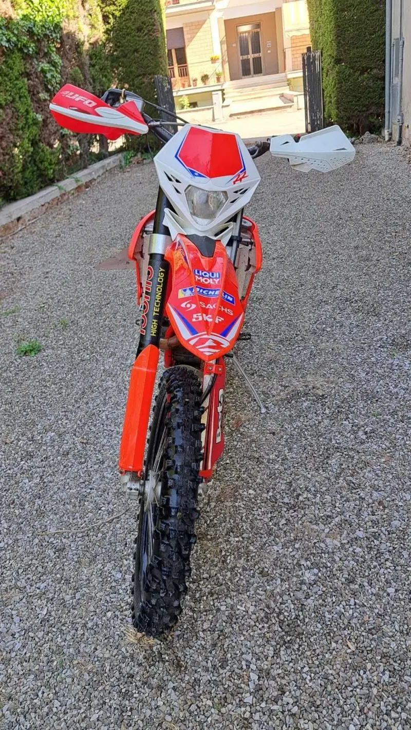 Betamotor RR 350 4T Enduro EFI (2015) (2)