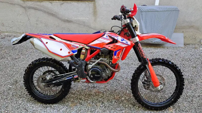Betamotor RR 350 4T Enduro EFI (2015) (3)