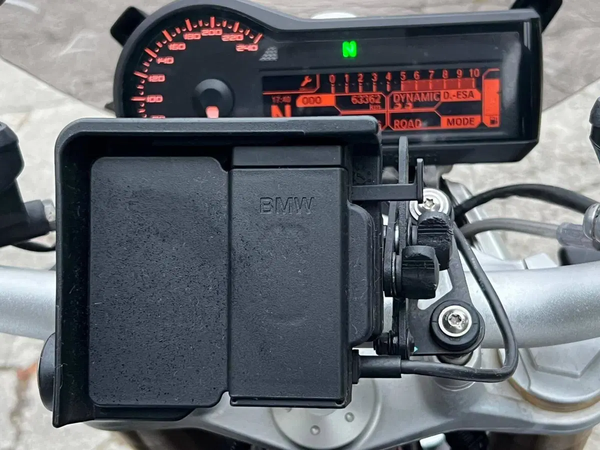 Bmw R 1200 R (2015 - 16) (4)