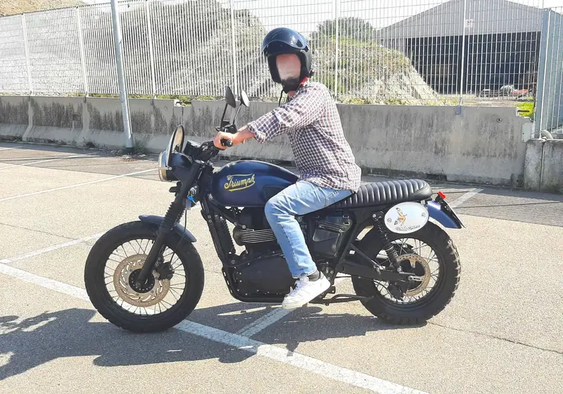 Triumph Scrambler (2006 - 17) (3)