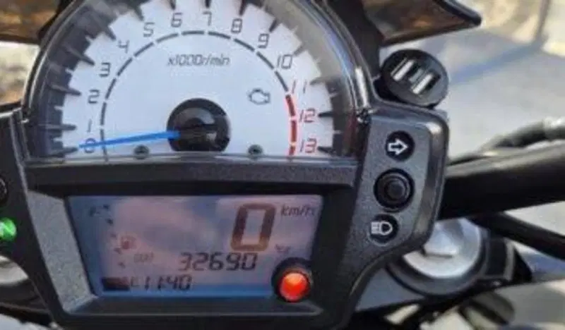 Kawasaki ER-6N ABS (2012 - 16) (16)