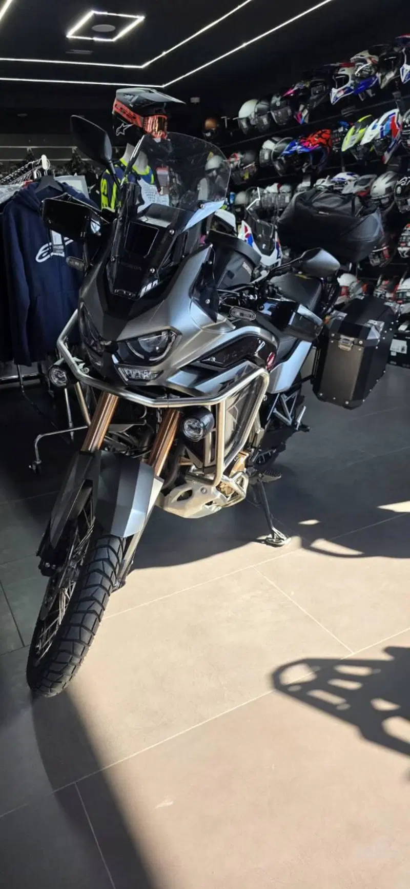 Honda Africa Twin CRF 1100L Adventure Sports DCT Travel Edition (2022 - 23) (3)