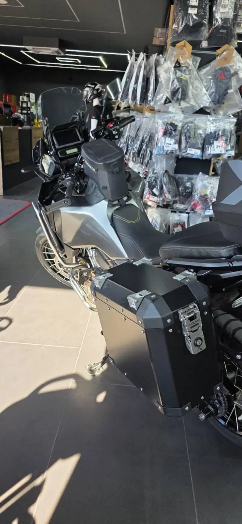 Honda Africa Twin CRF 1100L Adventure Sports DCT Travel Edition (2022 - 23) (8)