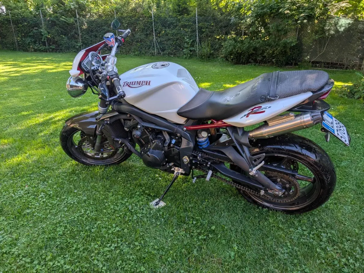 Triumph Street Triple R (2009 - 12) (4)