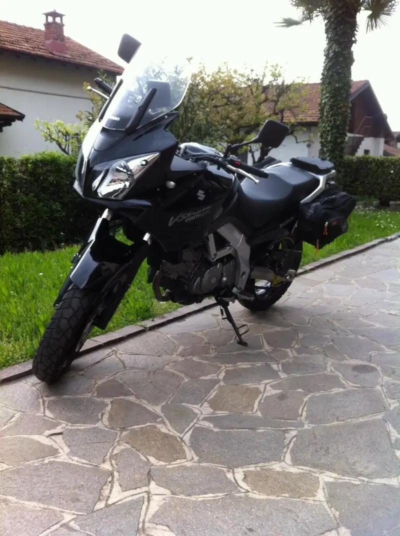 Suzuki V-Strom 650DL (2004 - 06) (2)