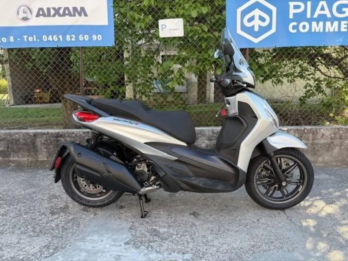 Piaggio Beverly 400 S ABS-ASR (2021 - 24) (3)