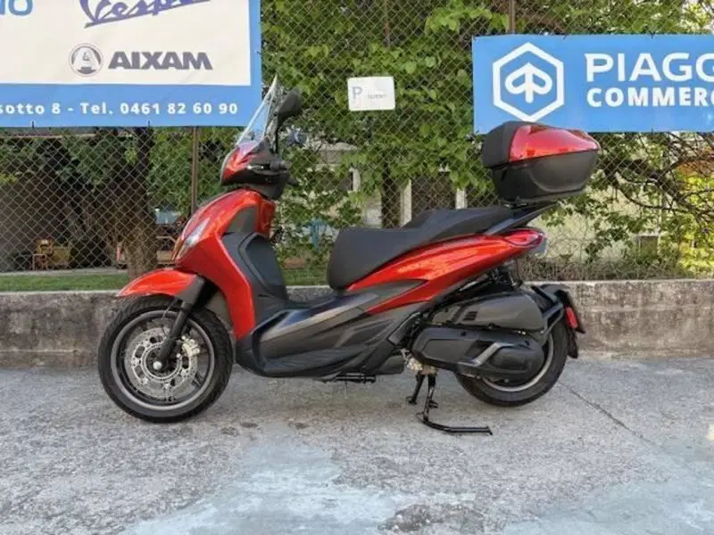 Piaggio Beverly 400 S ABS-ASR (2021 - 24) (2)