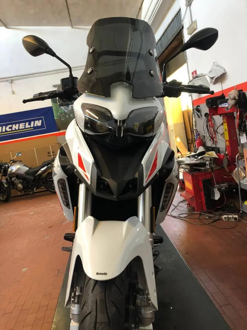 Benelli TRK 251 (2022 - 25) (8)
