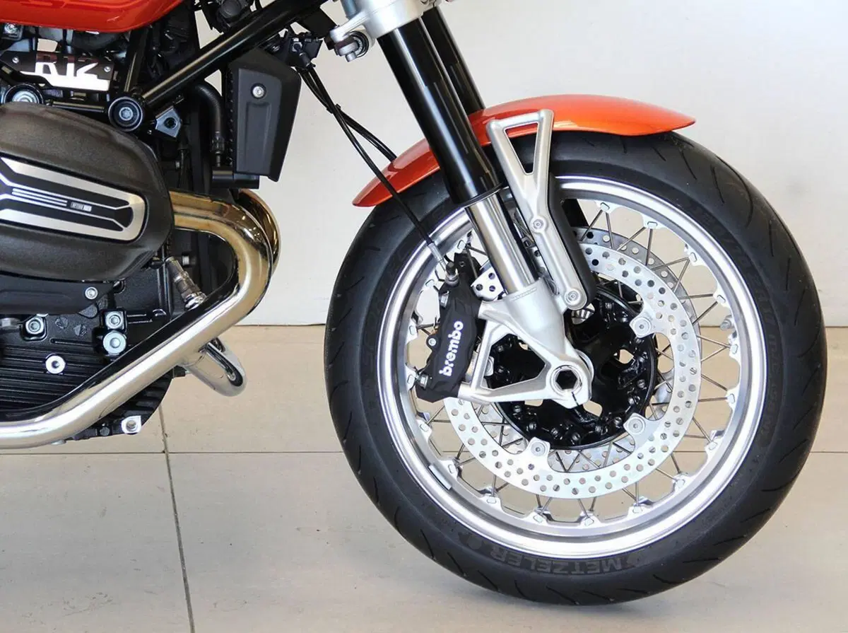 Bmw R 12 S (2025 - 26) (2)