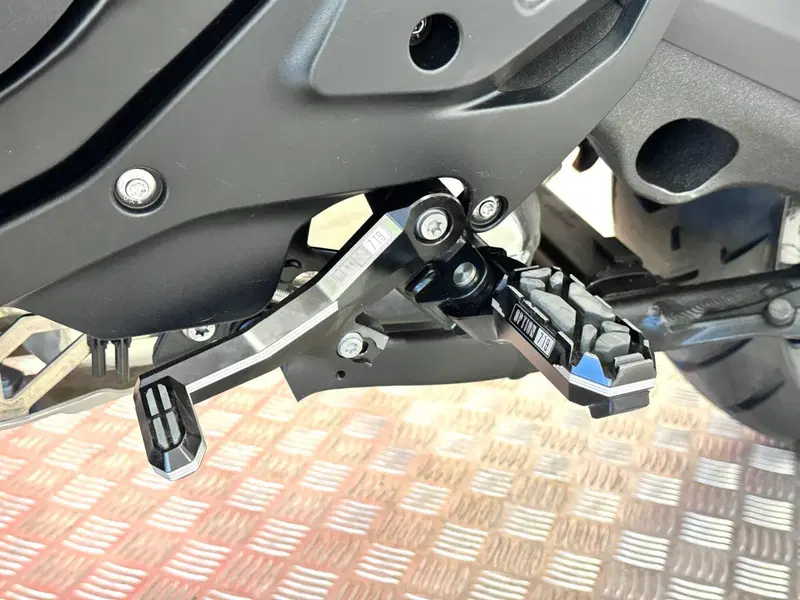 Bmw R 1300 GS Adventure ASA (2025 - 26) (16)
