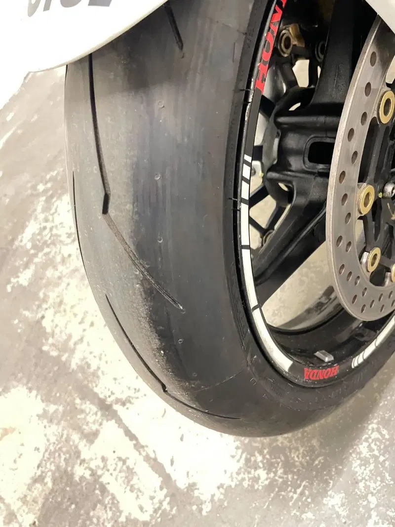 Honda CBR 600 RR (2003 - 04) (13)