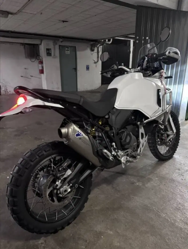 Ducati DesertX (2022 - 25) (3)