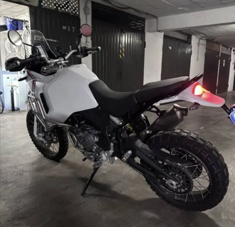 Ducati DesertX (2022 - 25) (4)