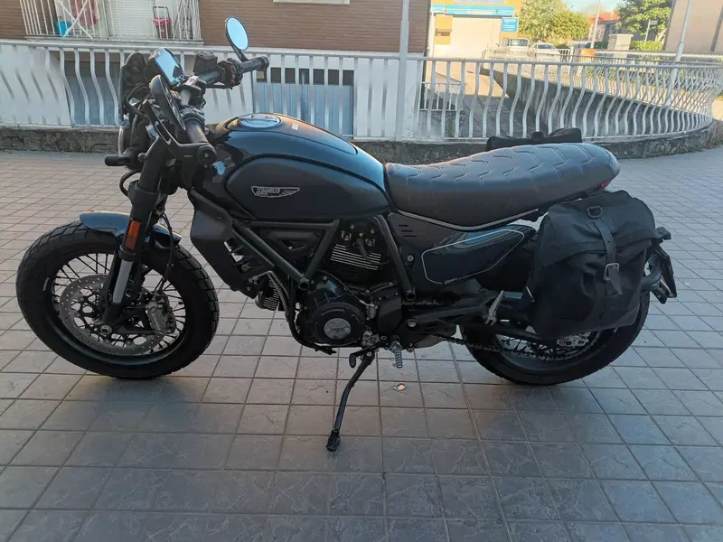 Ducati Scrambler 800 Nightshift (2023 - 24) (2)