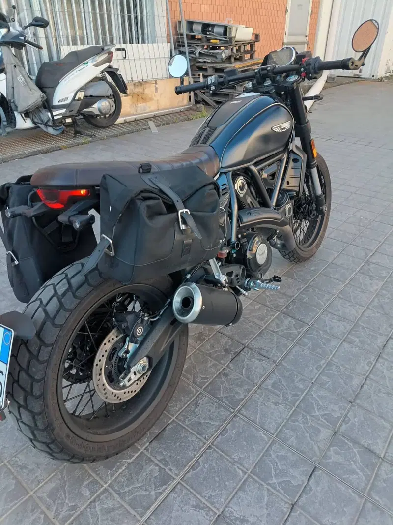 Ducati Scrambler 800 Nightshift (2023 - 24) (4)