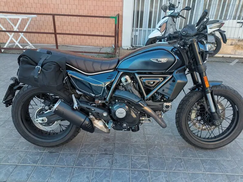 Ducati Scrambler 800 Nightshift (2023 - 24) (5)