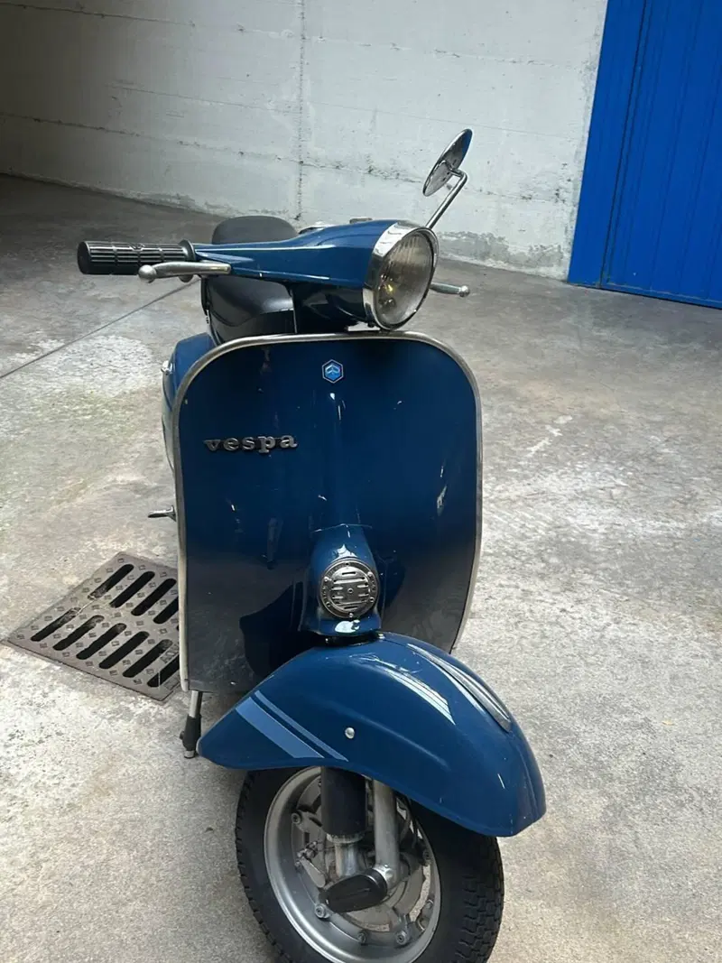 Vespa primavera ET3  125 (2)