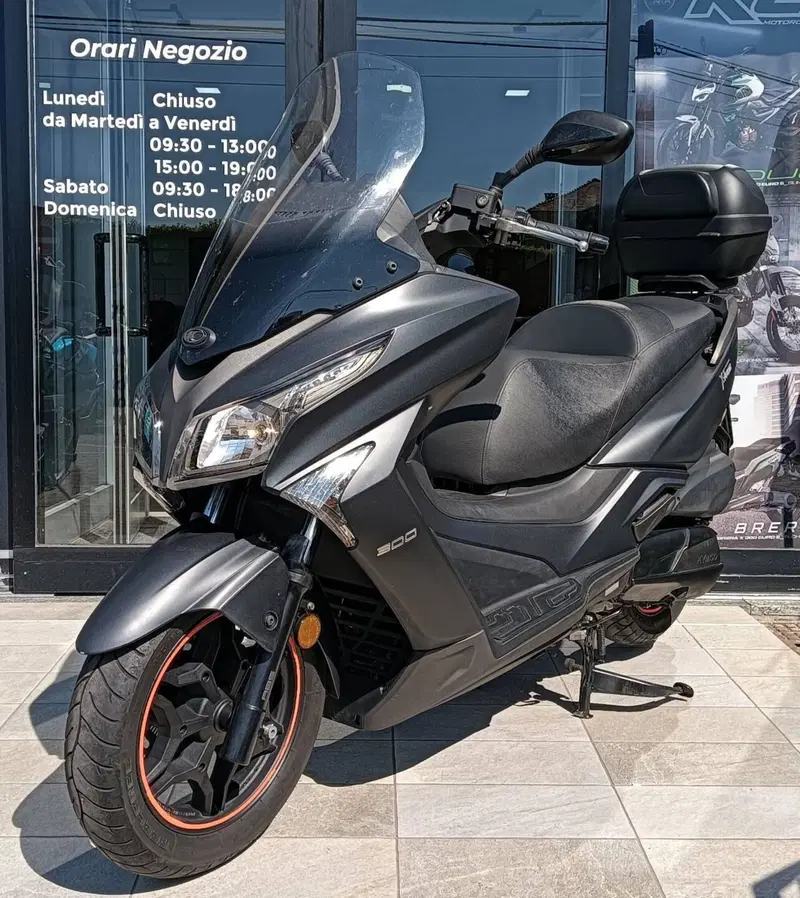 Kymco X-Town 300i ABS (2016 - 20) (4)